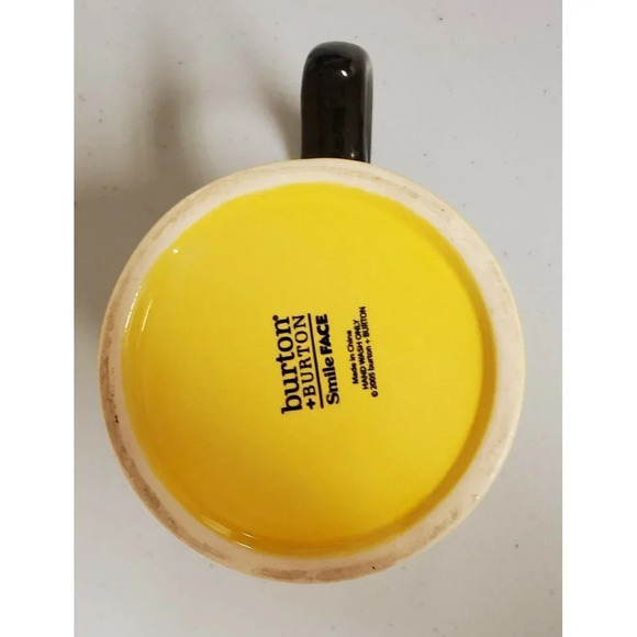 Burton & Burton Smiley Face Mug Cup Yellow with Black Eyes Smile & Handle - Picture 6 of 6
